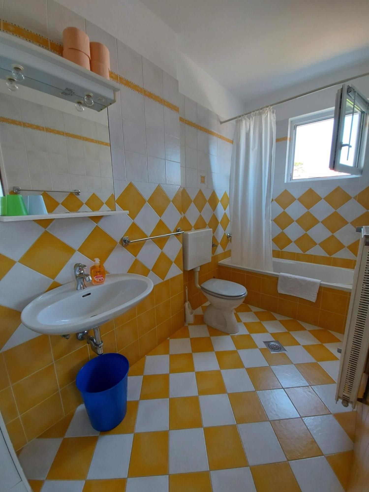 Kuca Luce Hotel Mali Losinj Phòng bức ảnh